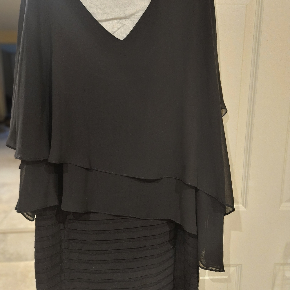 Adrianna Papell Black Layered Wedding Dress